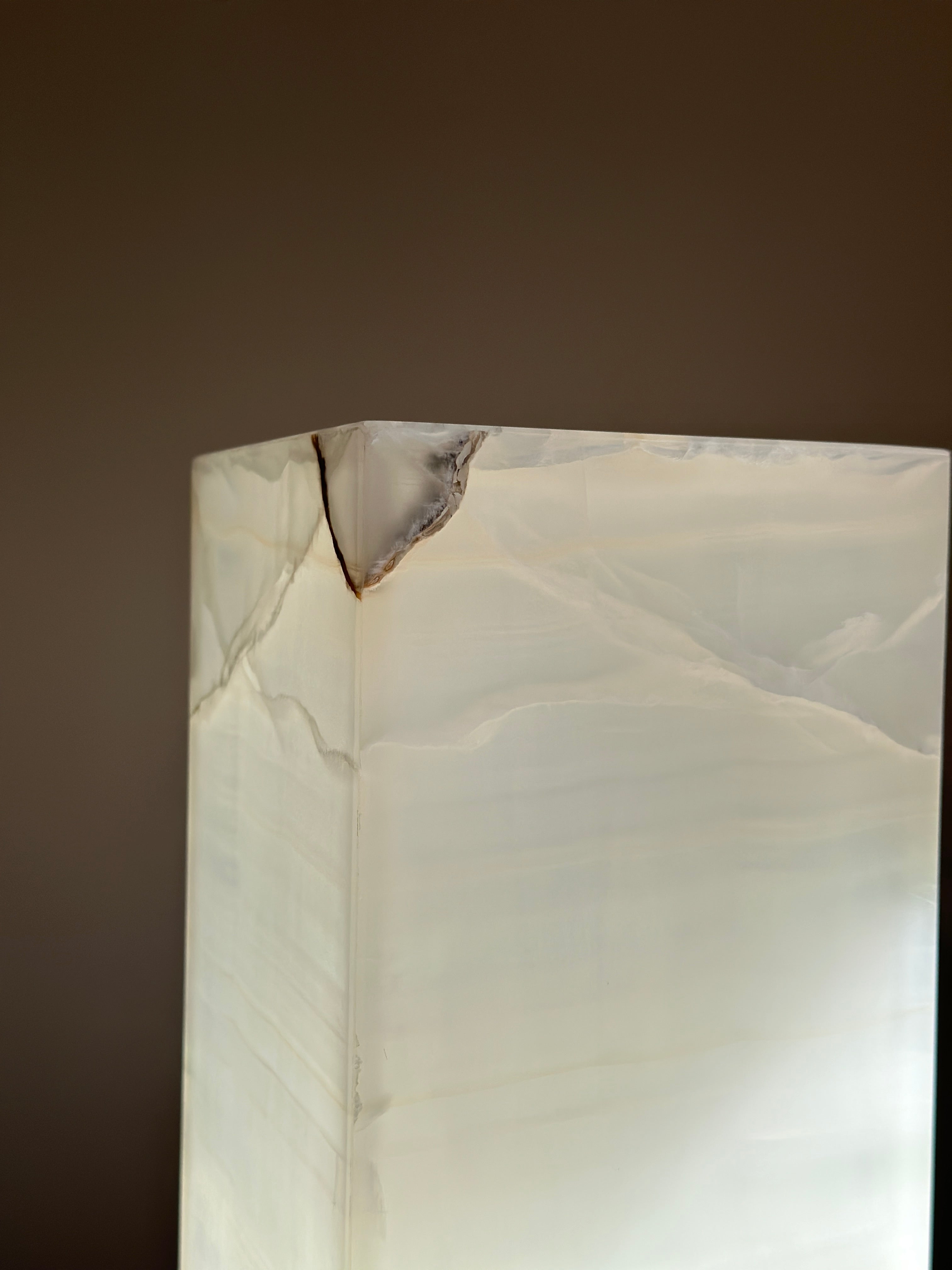 Prism White Onyx Lamp
