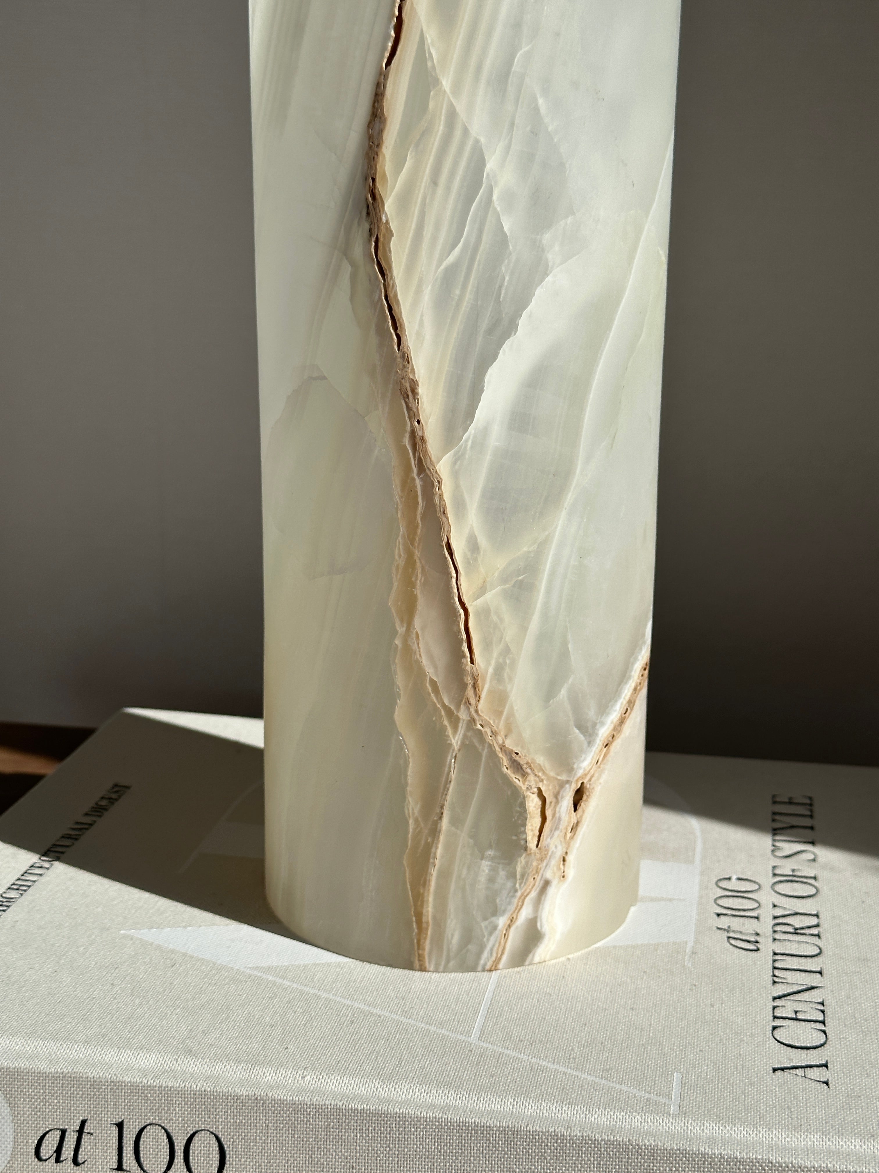 White with Amber Vein Onyx Lamp