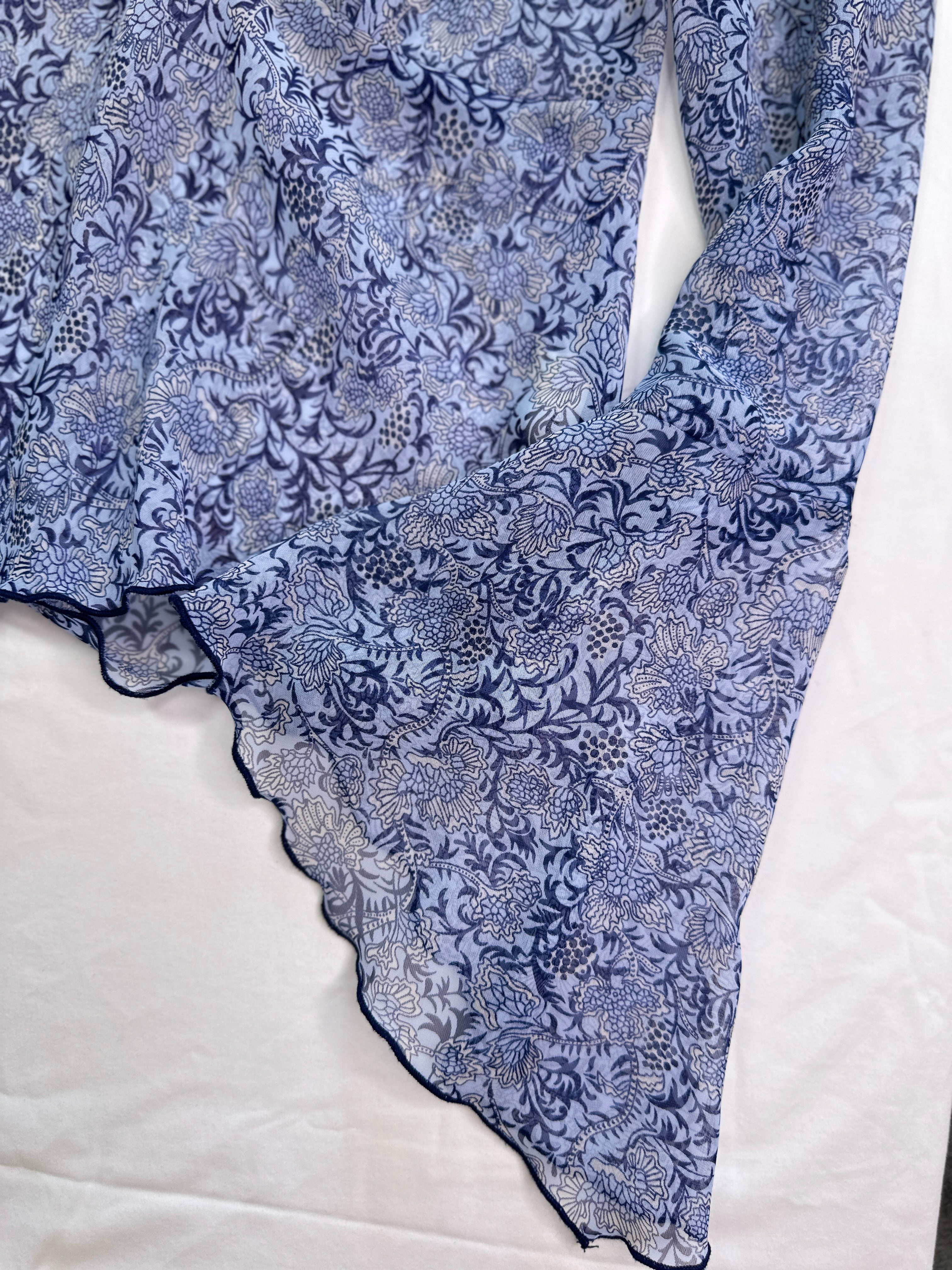 JONATHAN MARTIN | USA Paisley Blue Sheer Bell Sleeve Top | 8-10