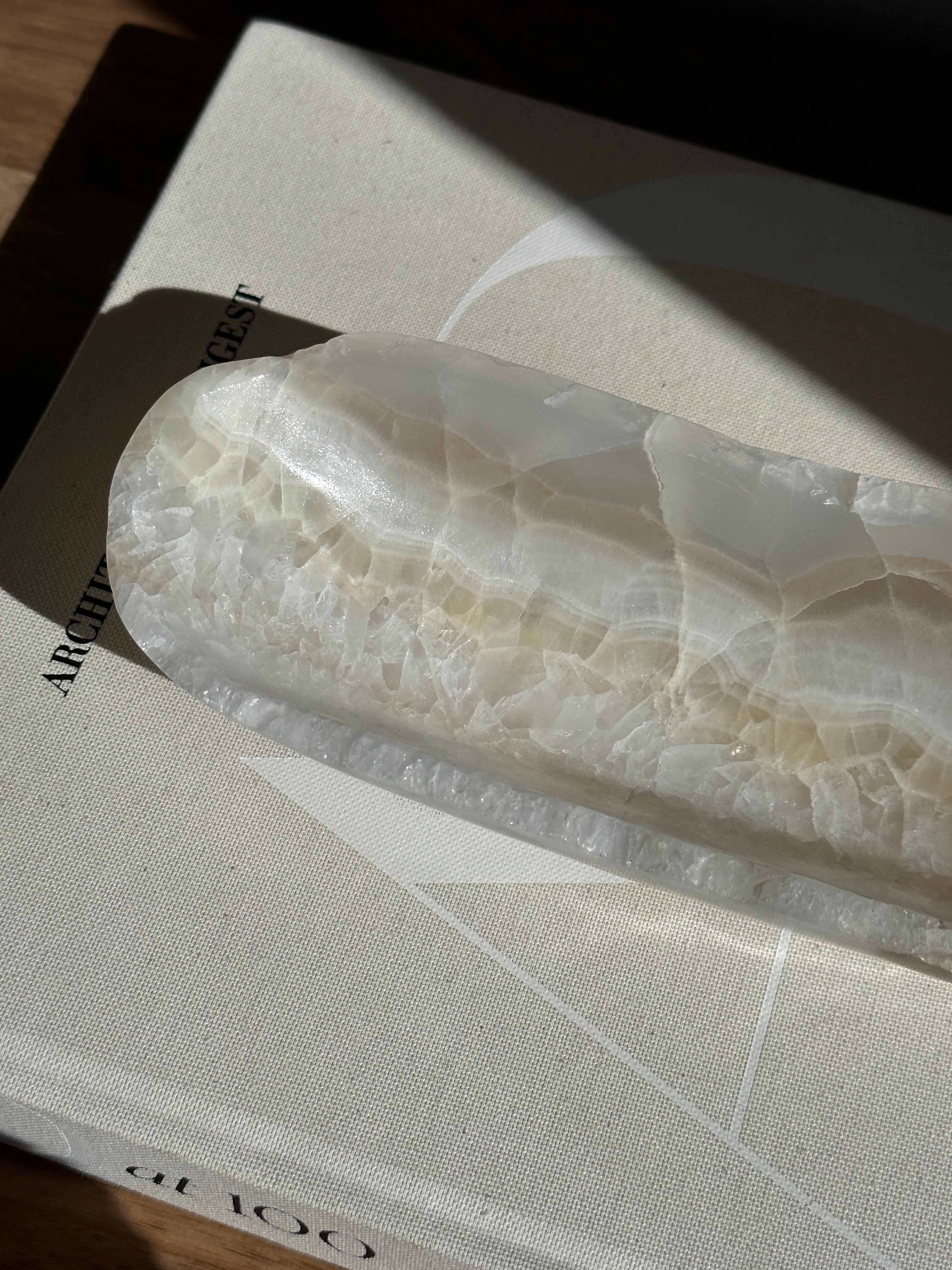 Long Onyx Bowl