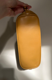 GUCCI | Tan Suede Pochette Boat Bag
