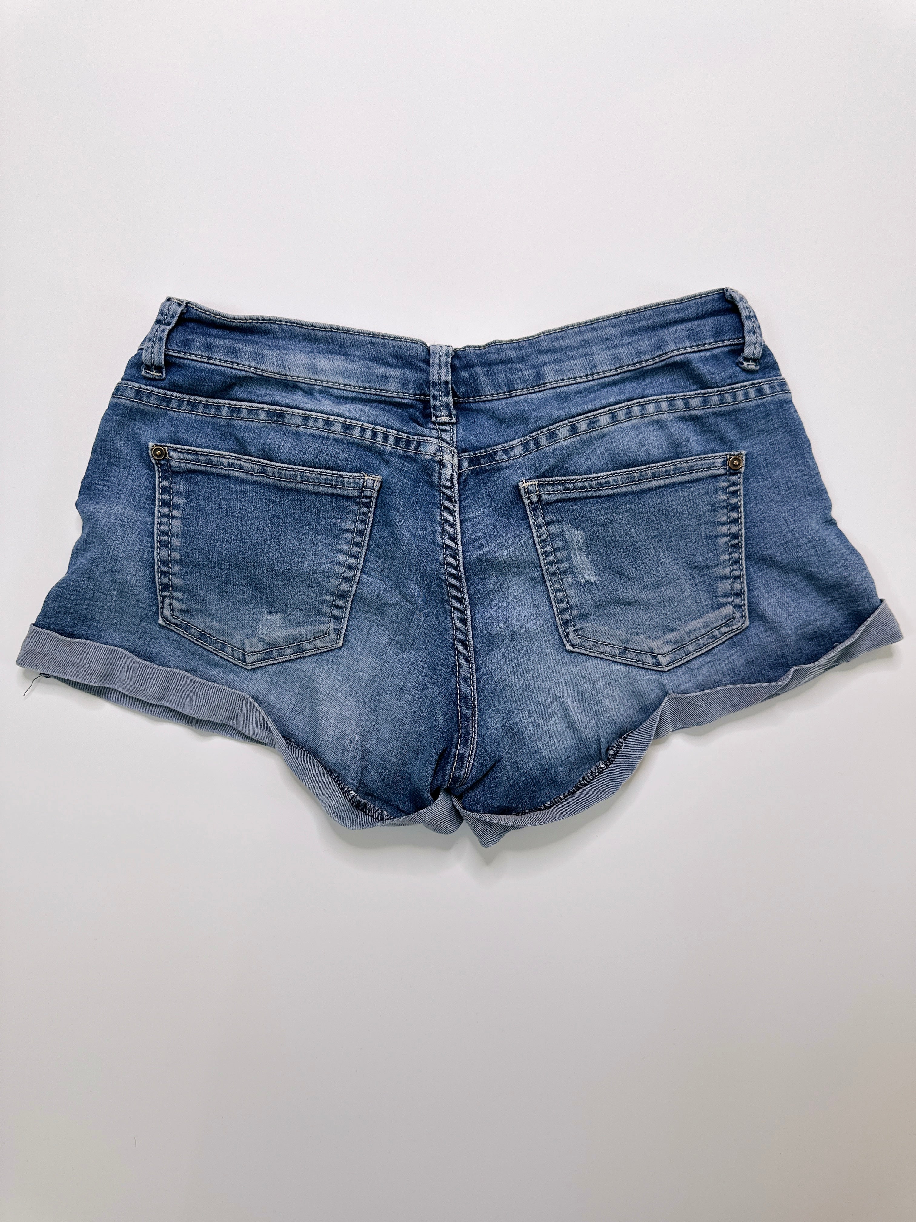 6ixty Eight | Y2K Denim Shorts | XS
