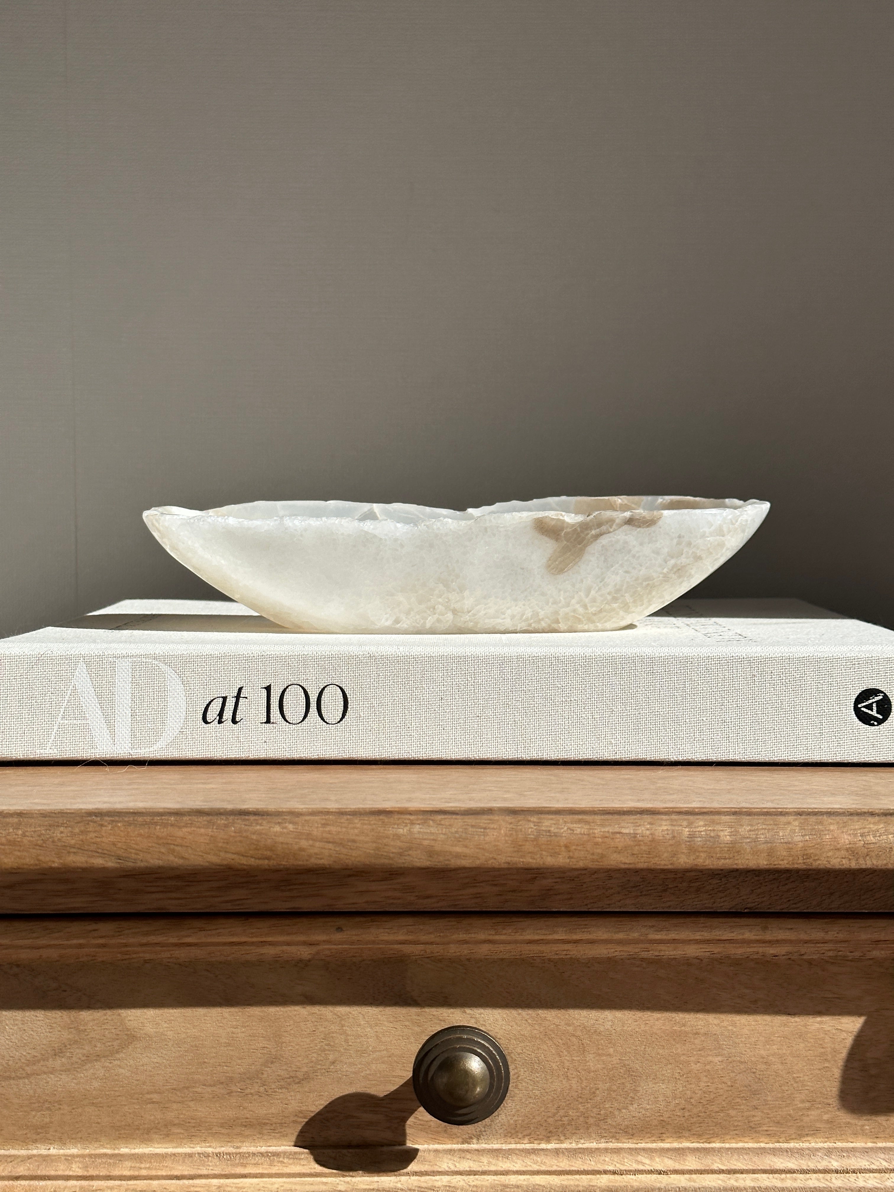 Long Onyx Bowl