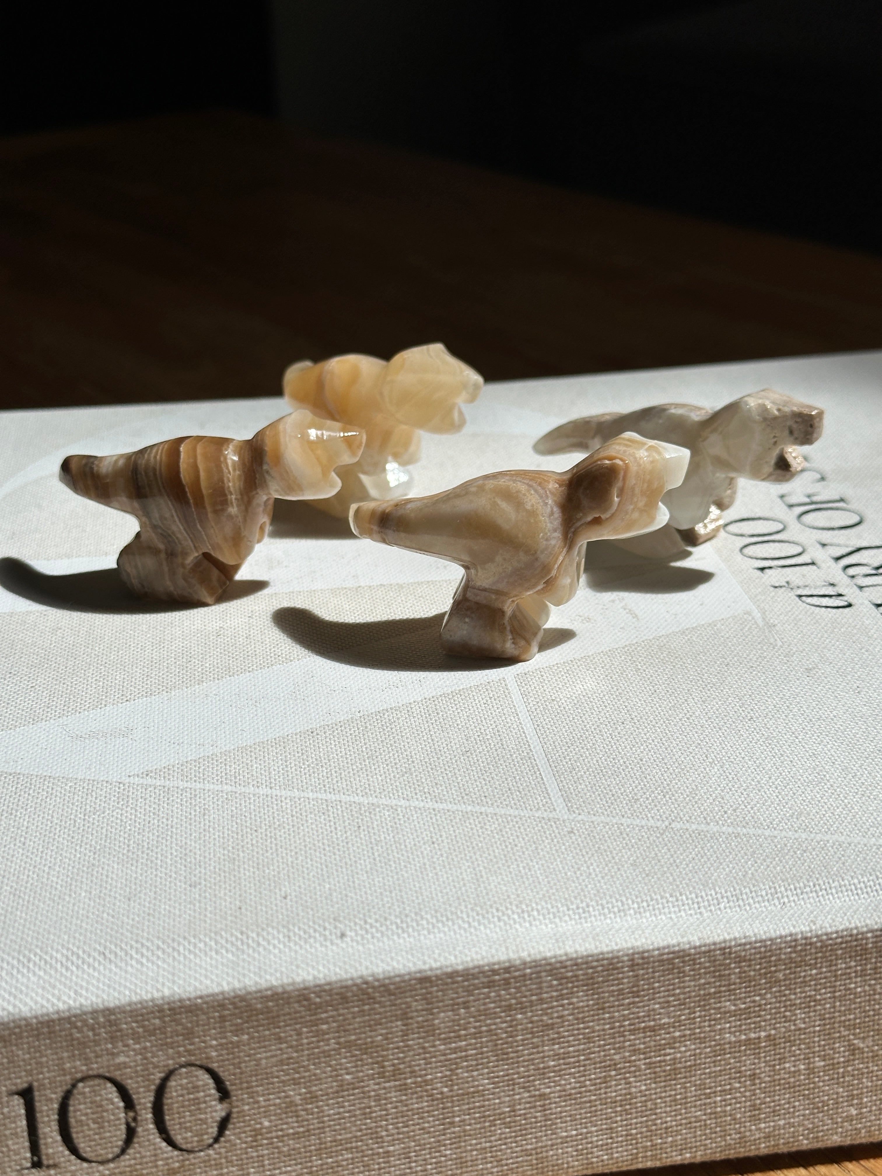 Tyrannosaurus rex Small Dinosaur Amber Onyx