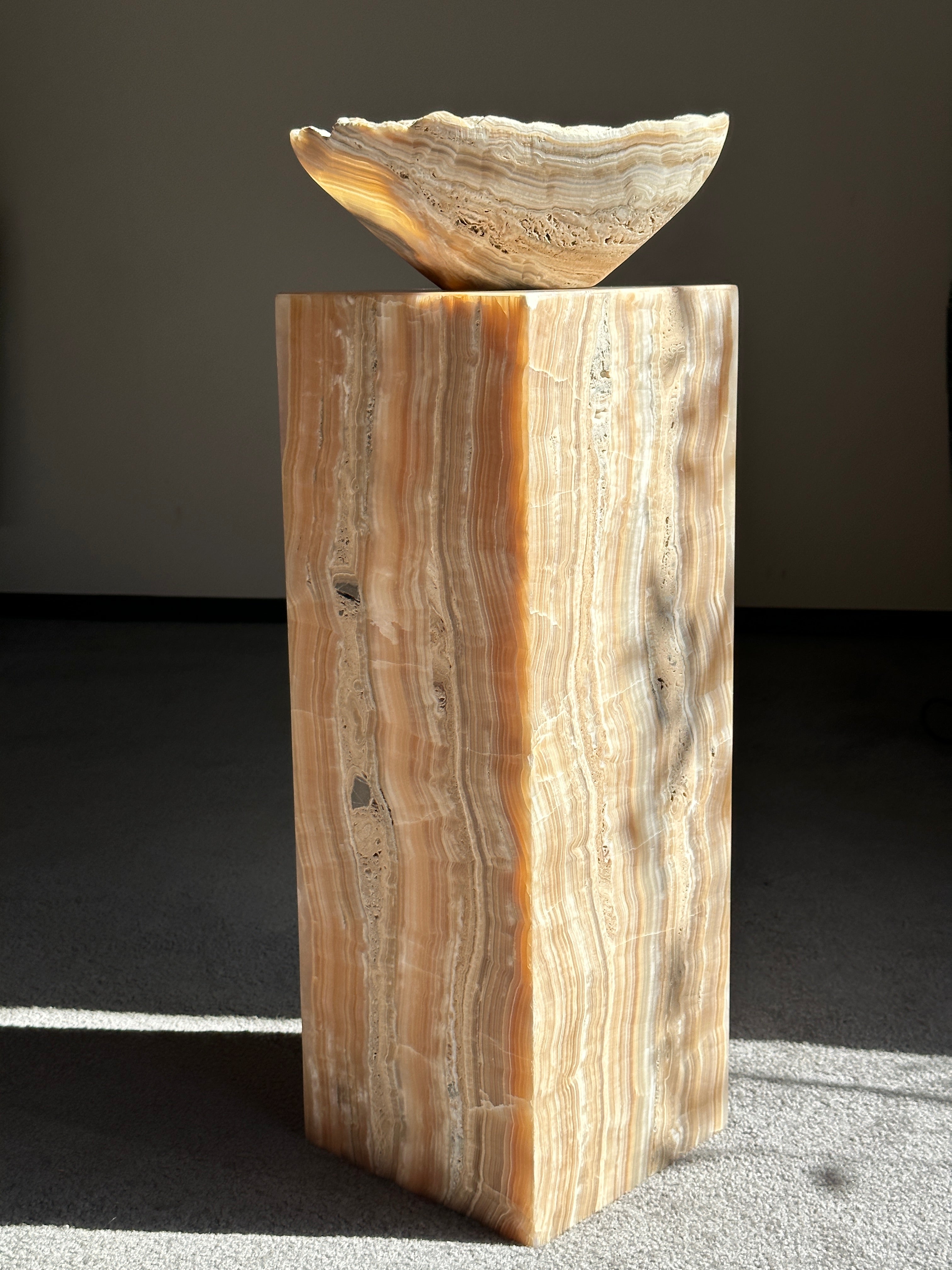 Amber Banded Plinth & Lamp