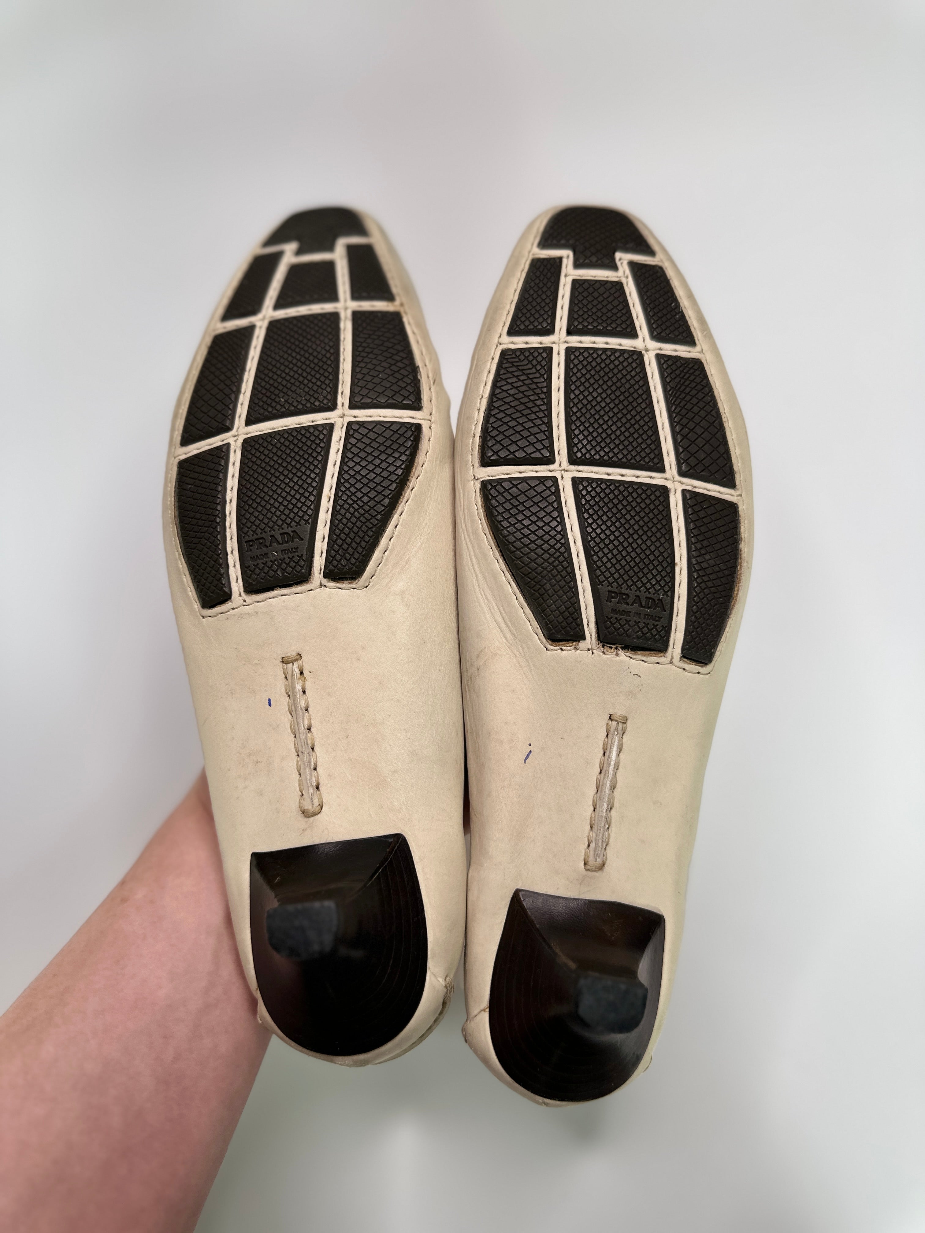 Prada| 00s Loafer Kitten Heels Italy | 38