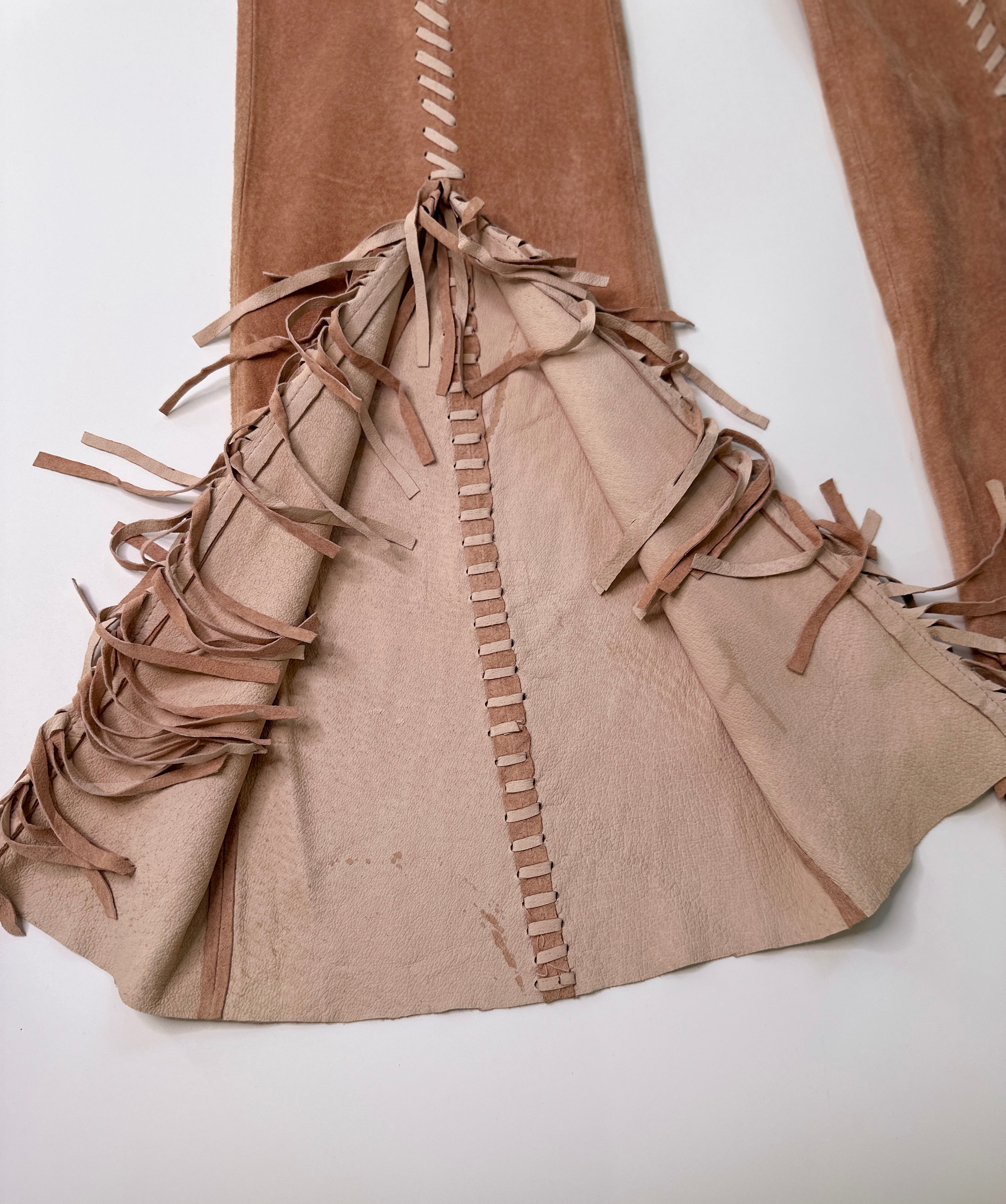 Arden B | Vintage Dusky Pink Suede Leather Cowgirl Flare Pants | 8