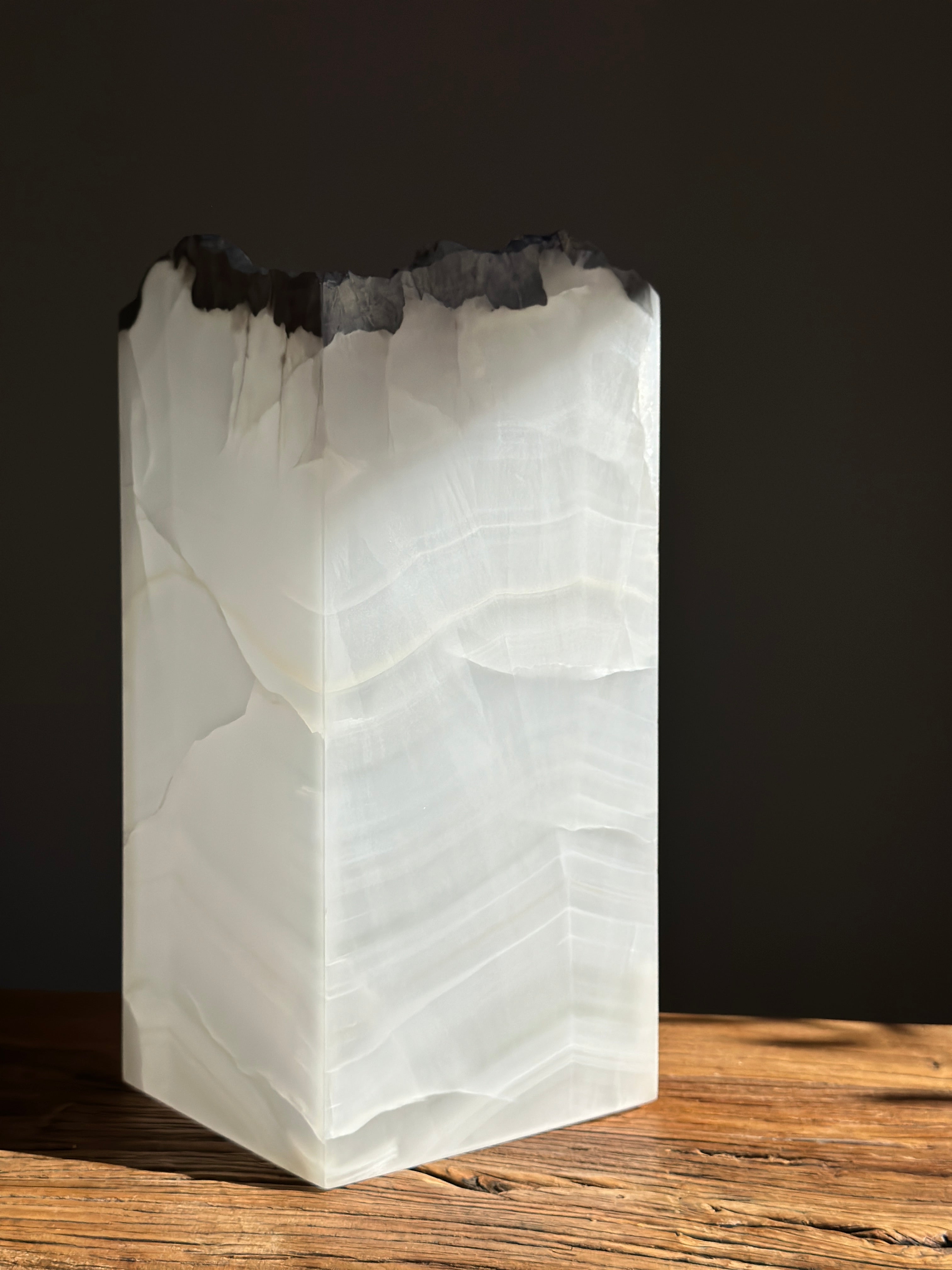White & Stone Onyx Lamp