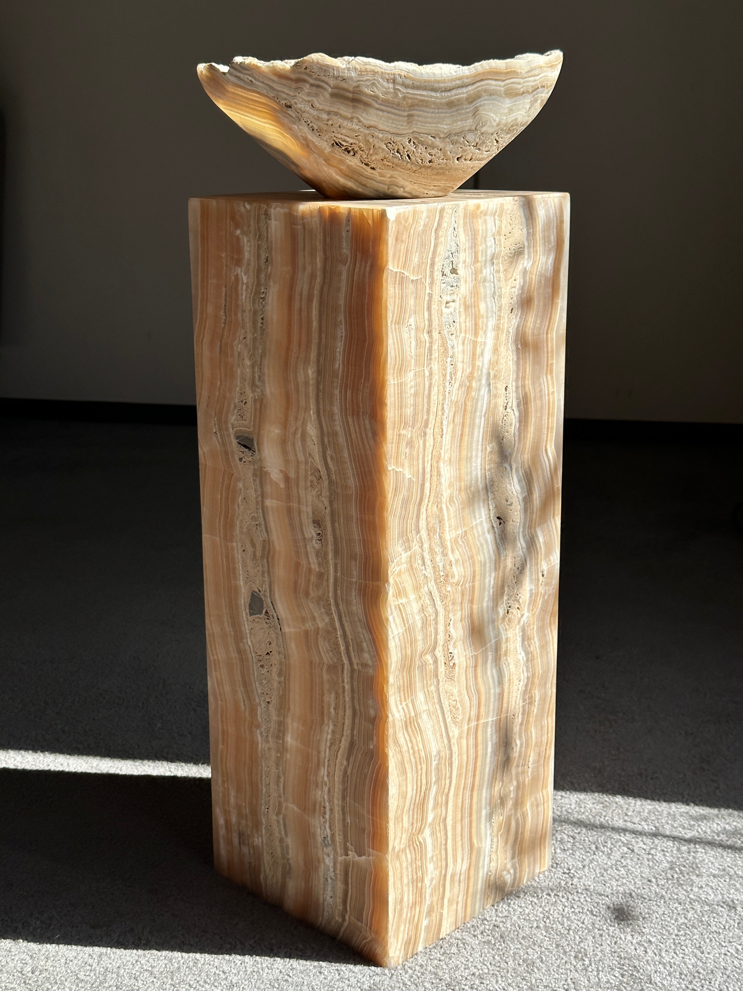 Amber Banded Plinth & Lamp