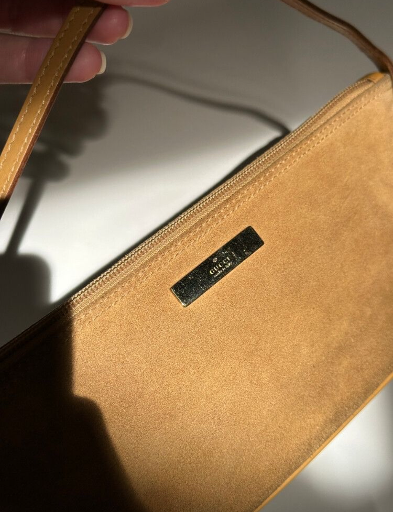 GUCCI | Tan Suede Pochette Boat Bag