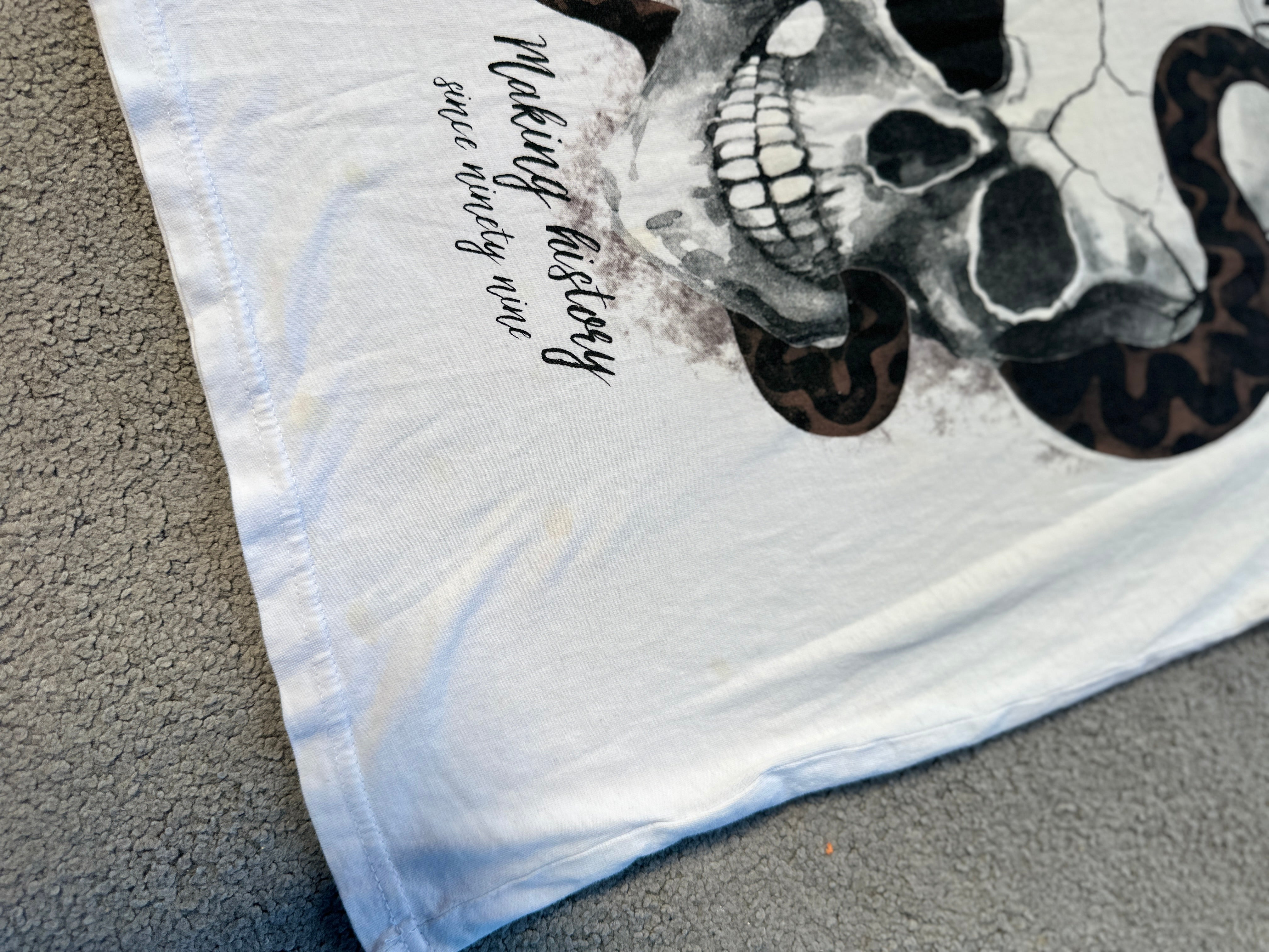 SMOG Skull Tee | XS