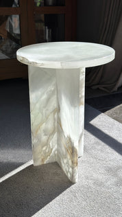Alba Onyx Table White