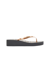 Camilla | Coast To Coast Platform Thongs | 7