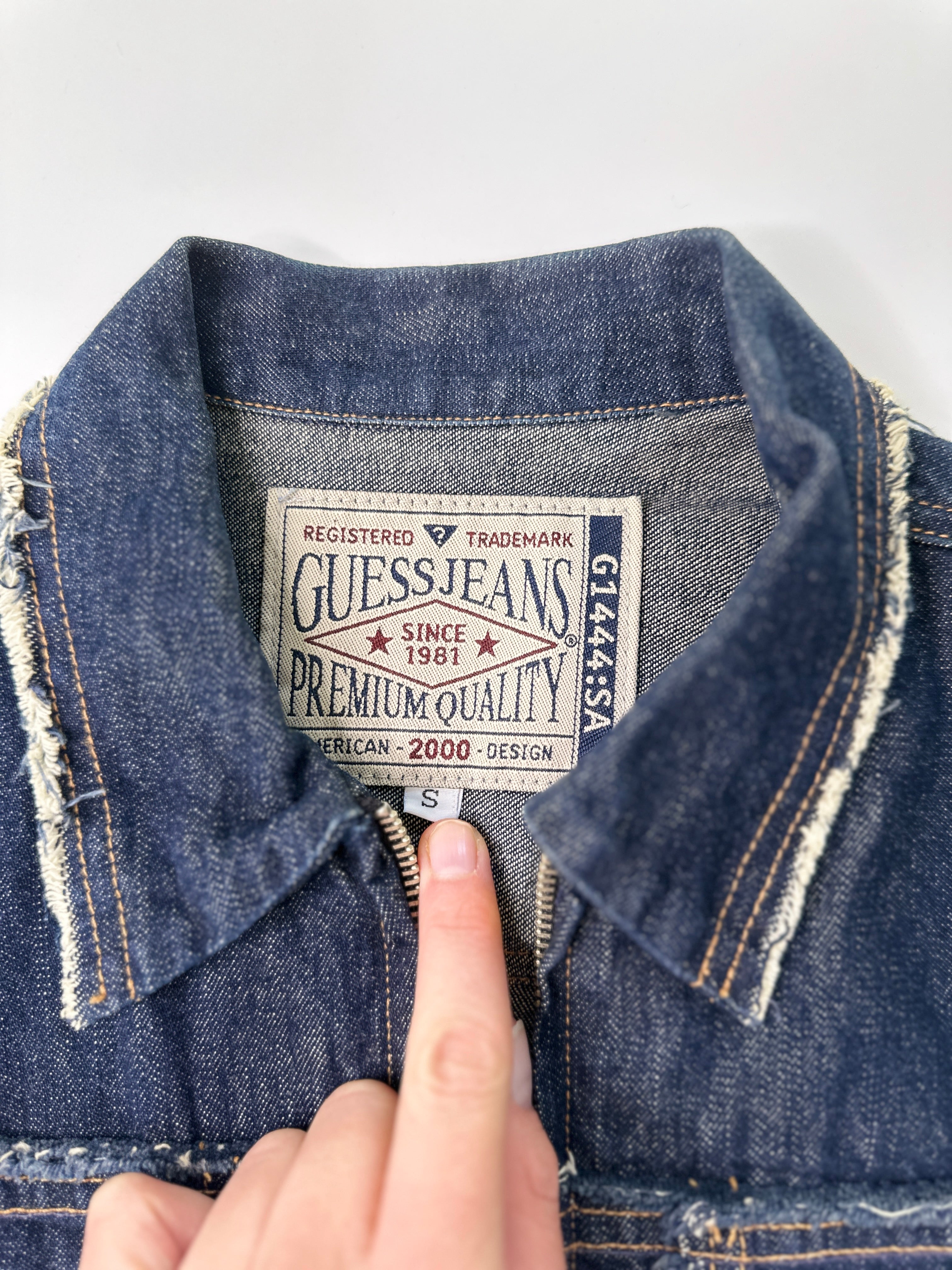 GUESS | Vintage Light Denim Zip Up Jacket | s