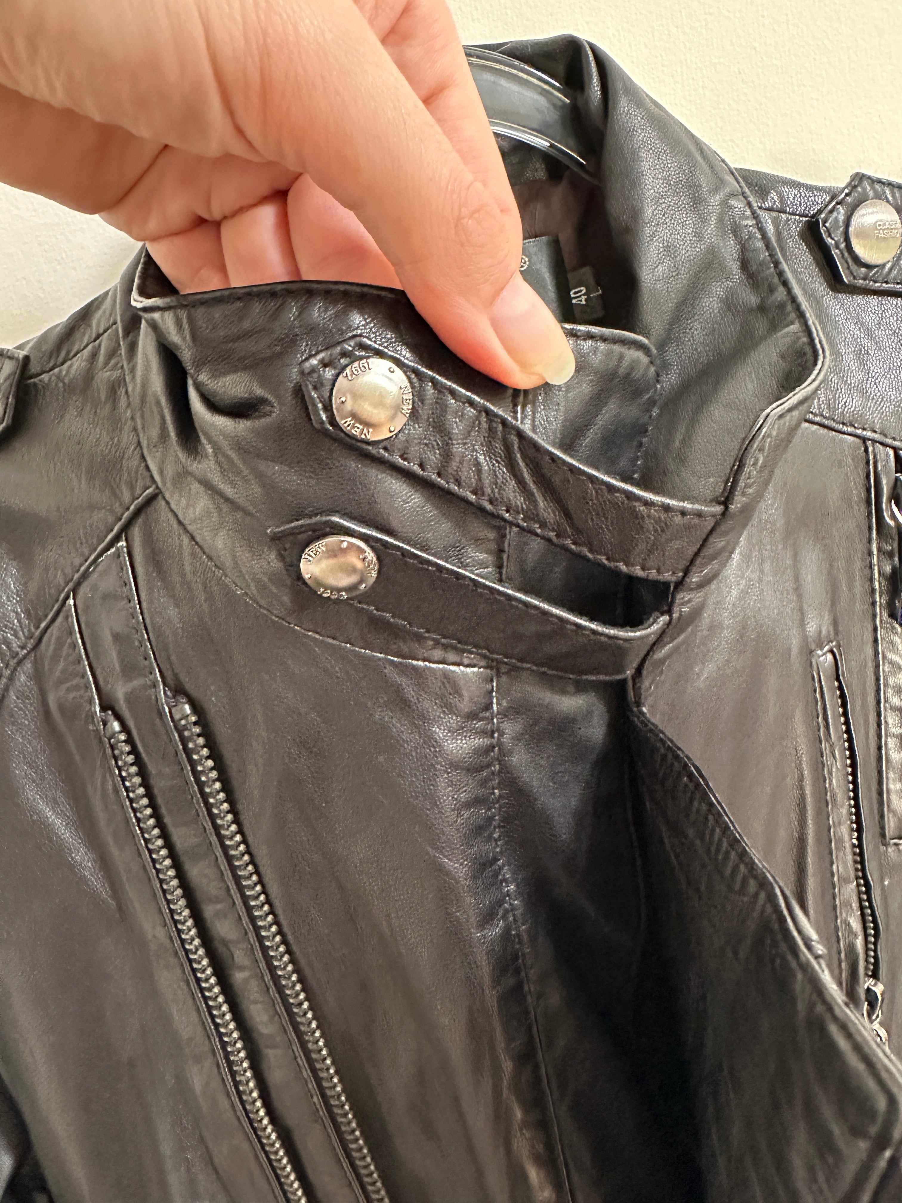 RYC | Black Leather Jacket | 40