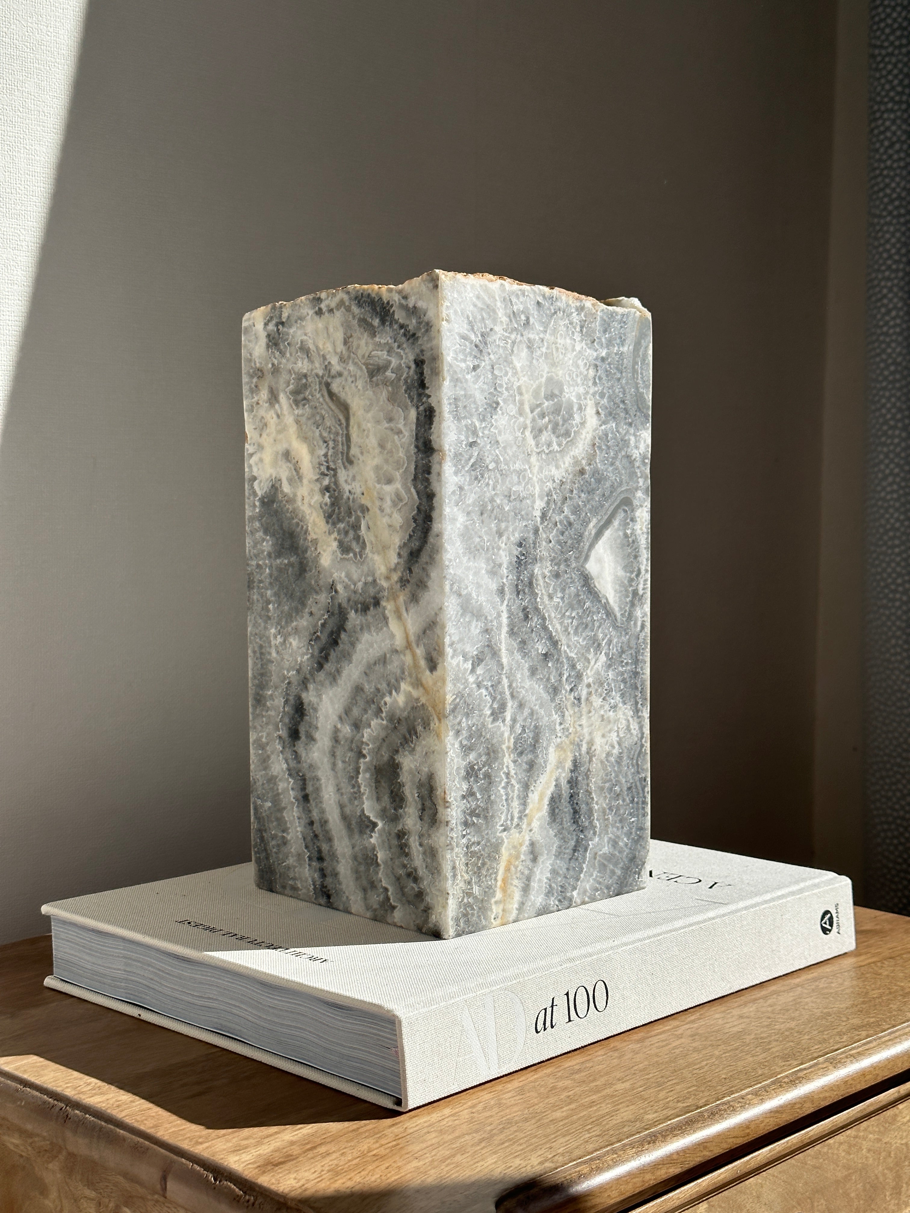 Grey Black Onyx Lamp