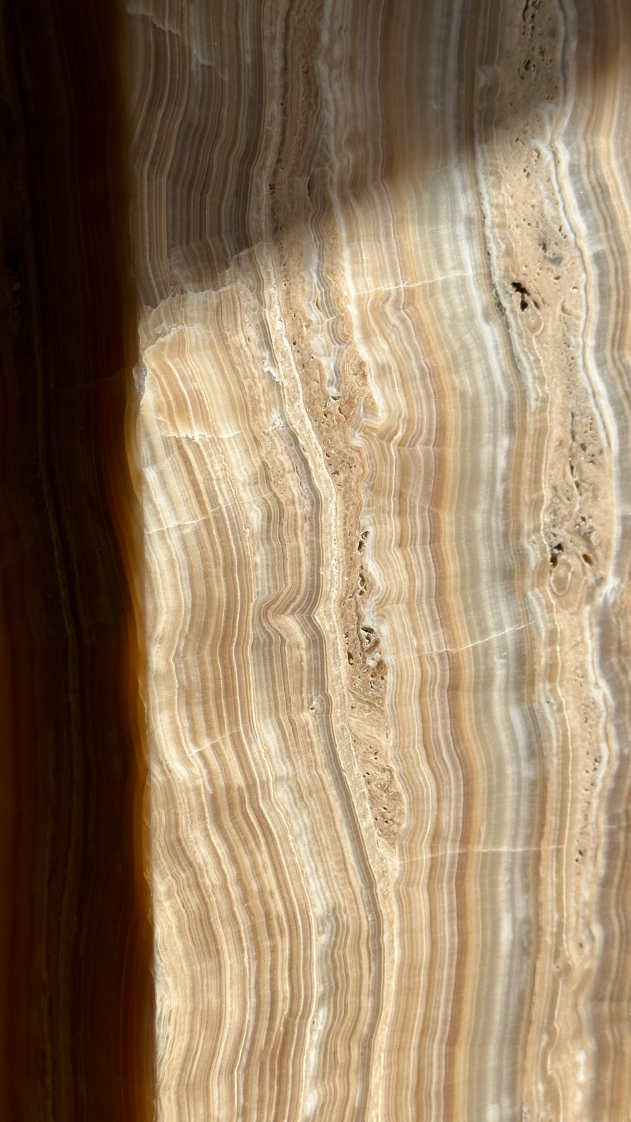 Amber Banded Plinth & Lamp