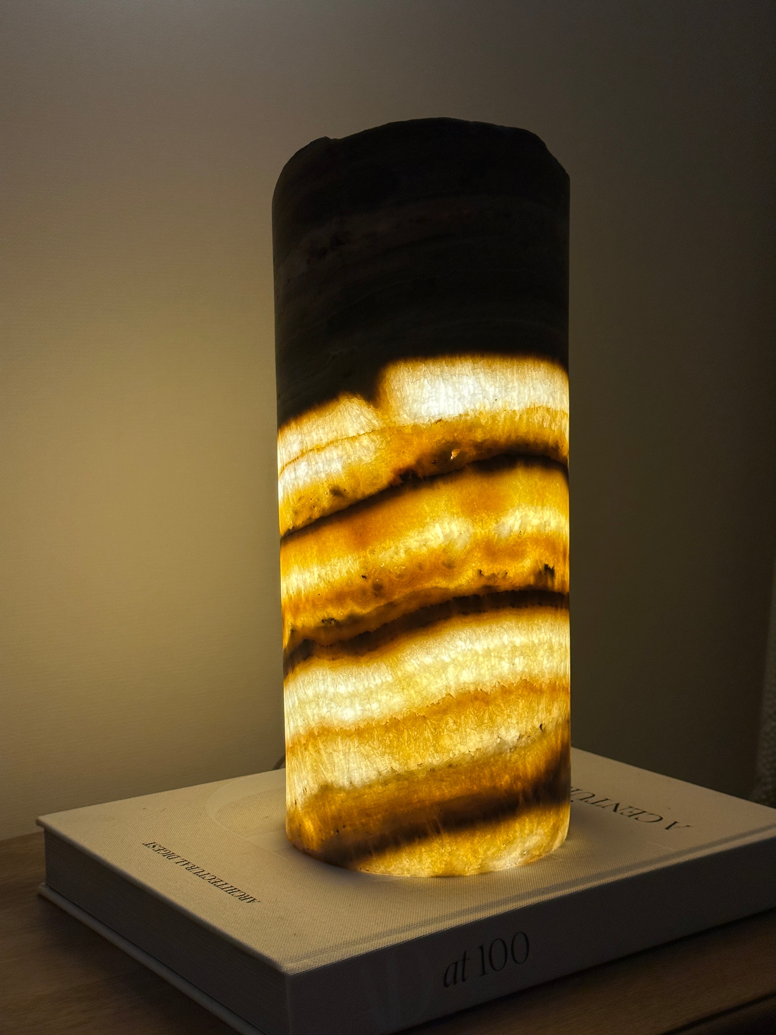 Emperor Onyx Lamp