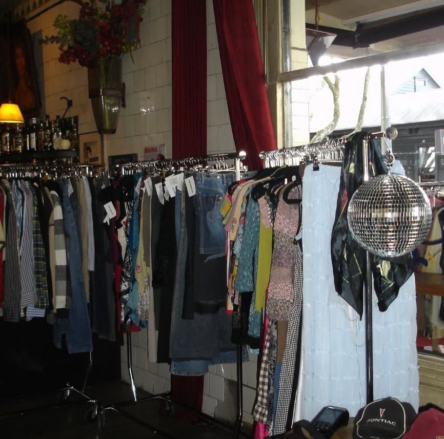 THE_THRIFT_UP.jpg