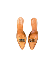 TODS Light Orange Kitten Heels 39.5