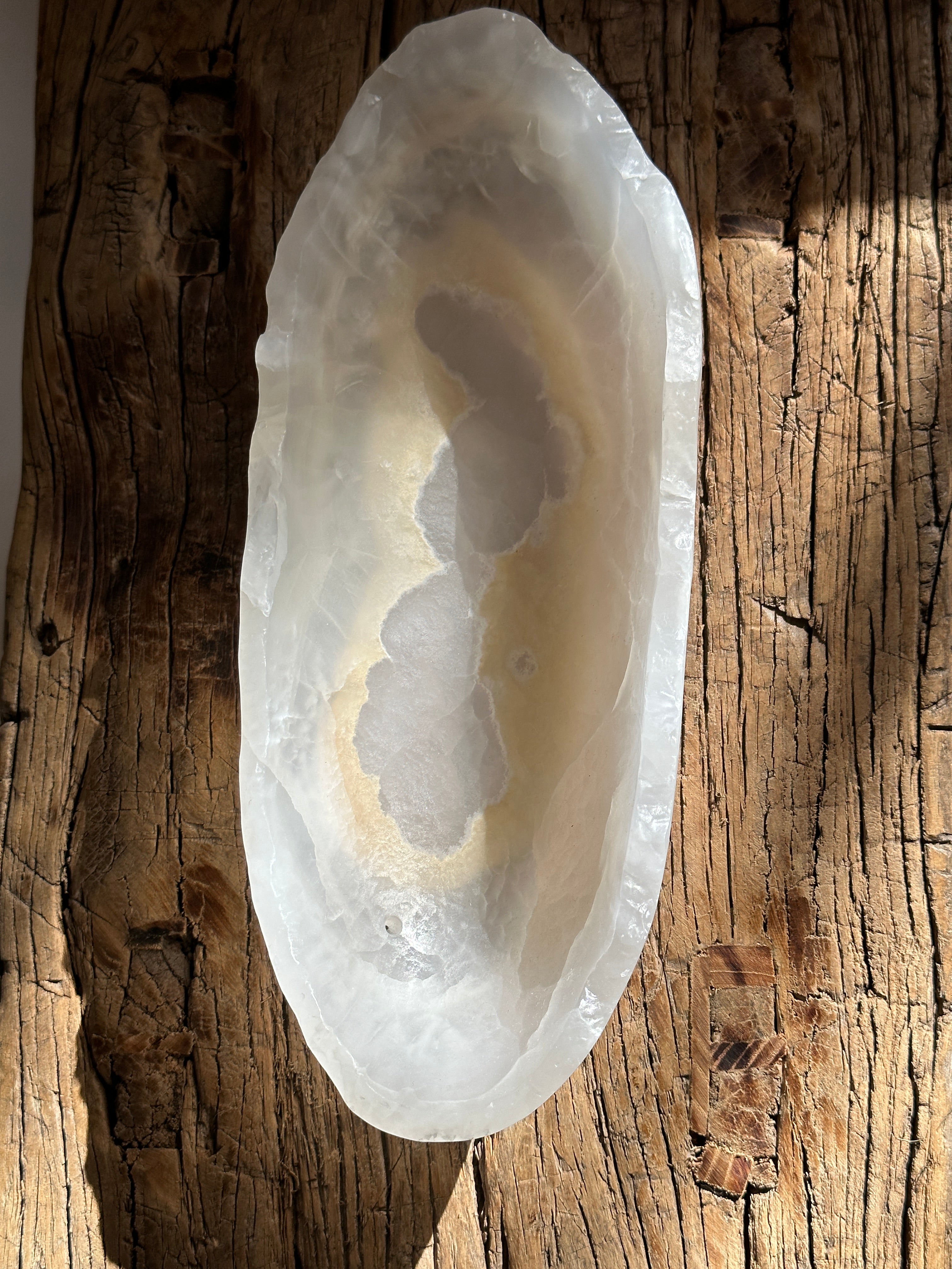 Matte Long Onyx Bowl