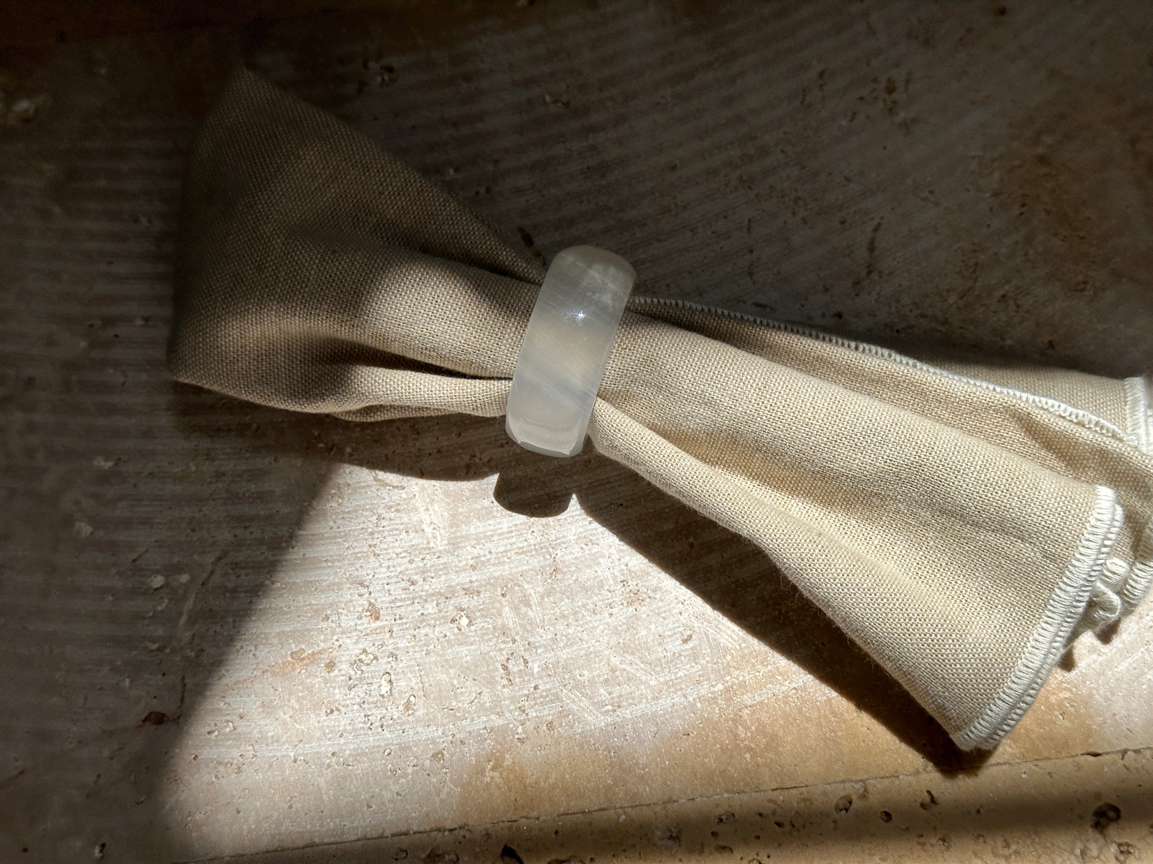 Onyx Napkin Ring - Rounded