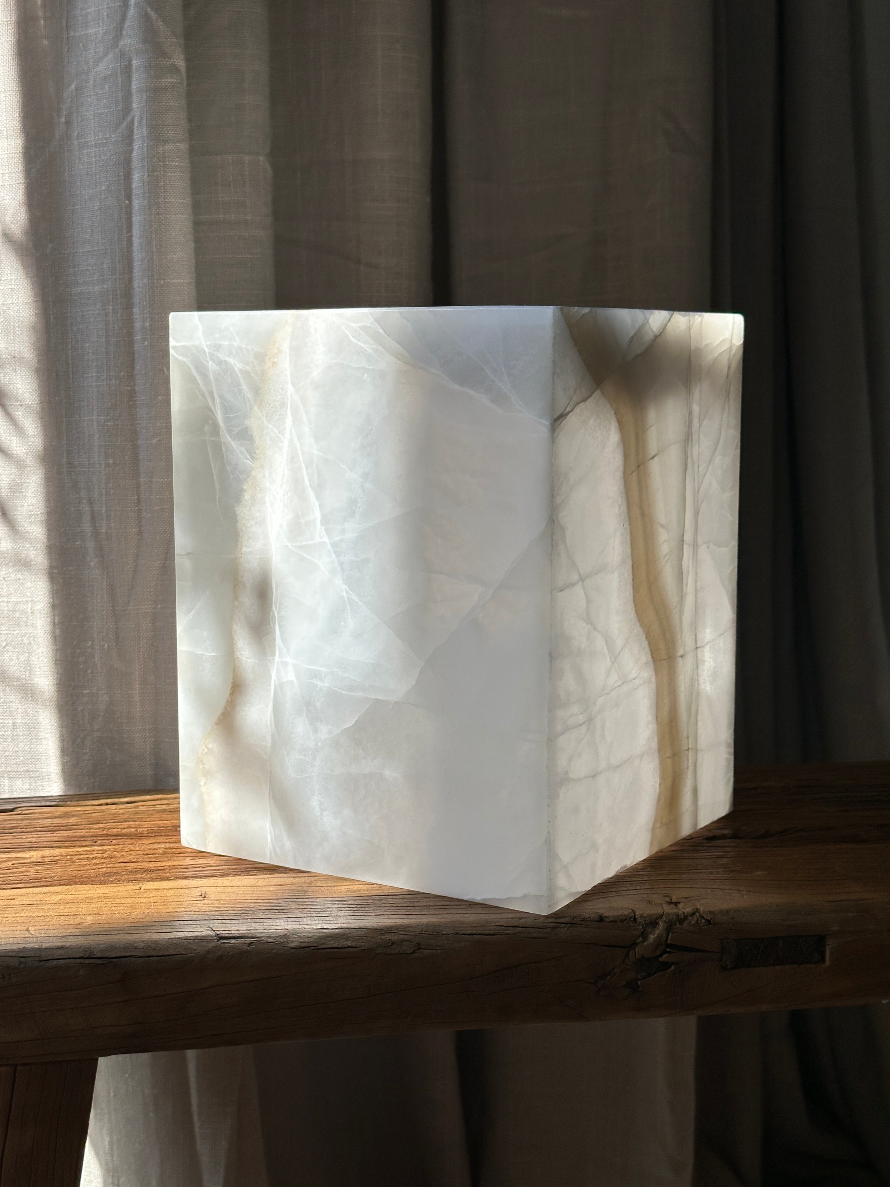 White & Amber Onyx Lamp - Seconds