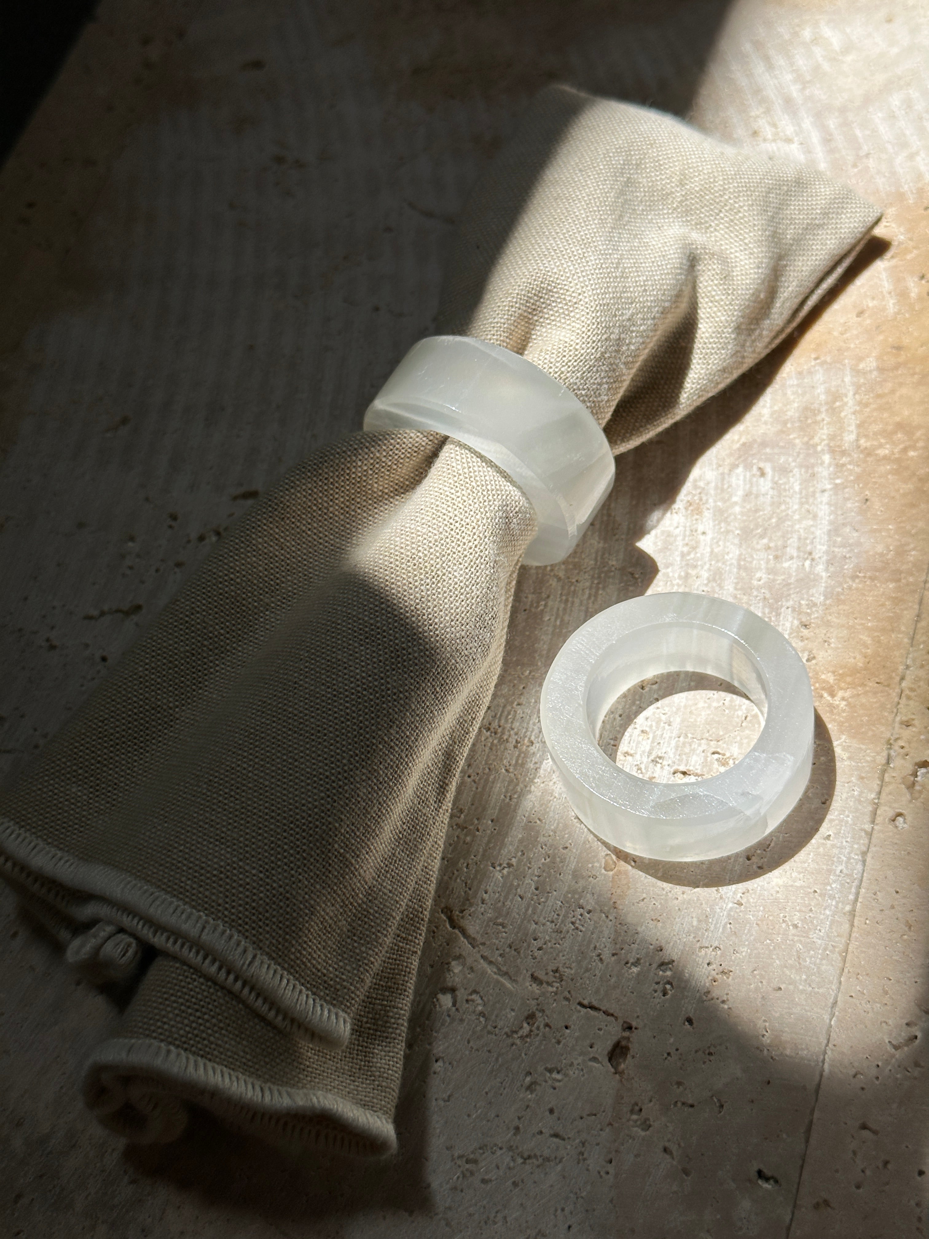 Onyx Napkin Ring - Flat