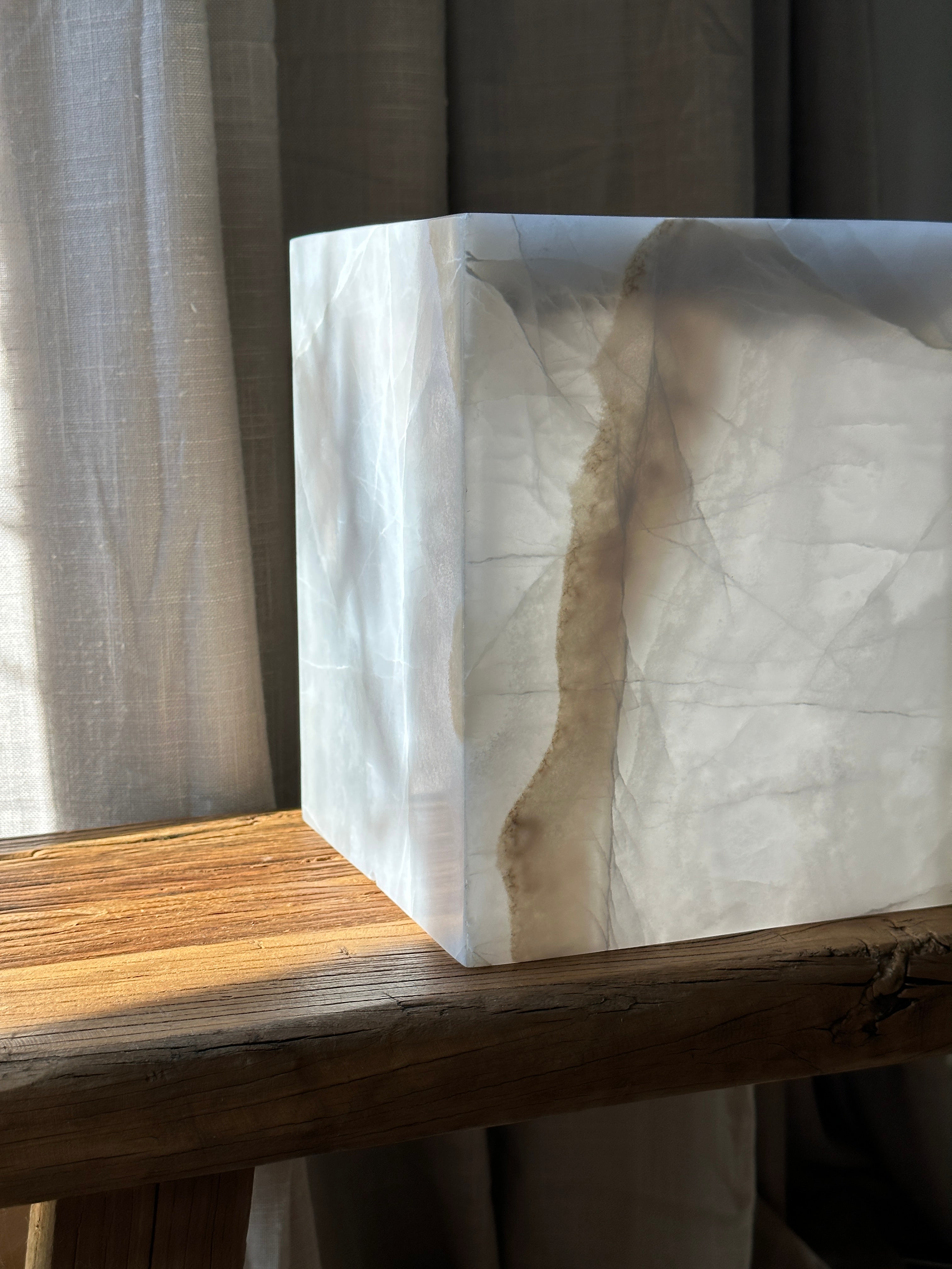 White & Amber Onyx Lamp - Seconds