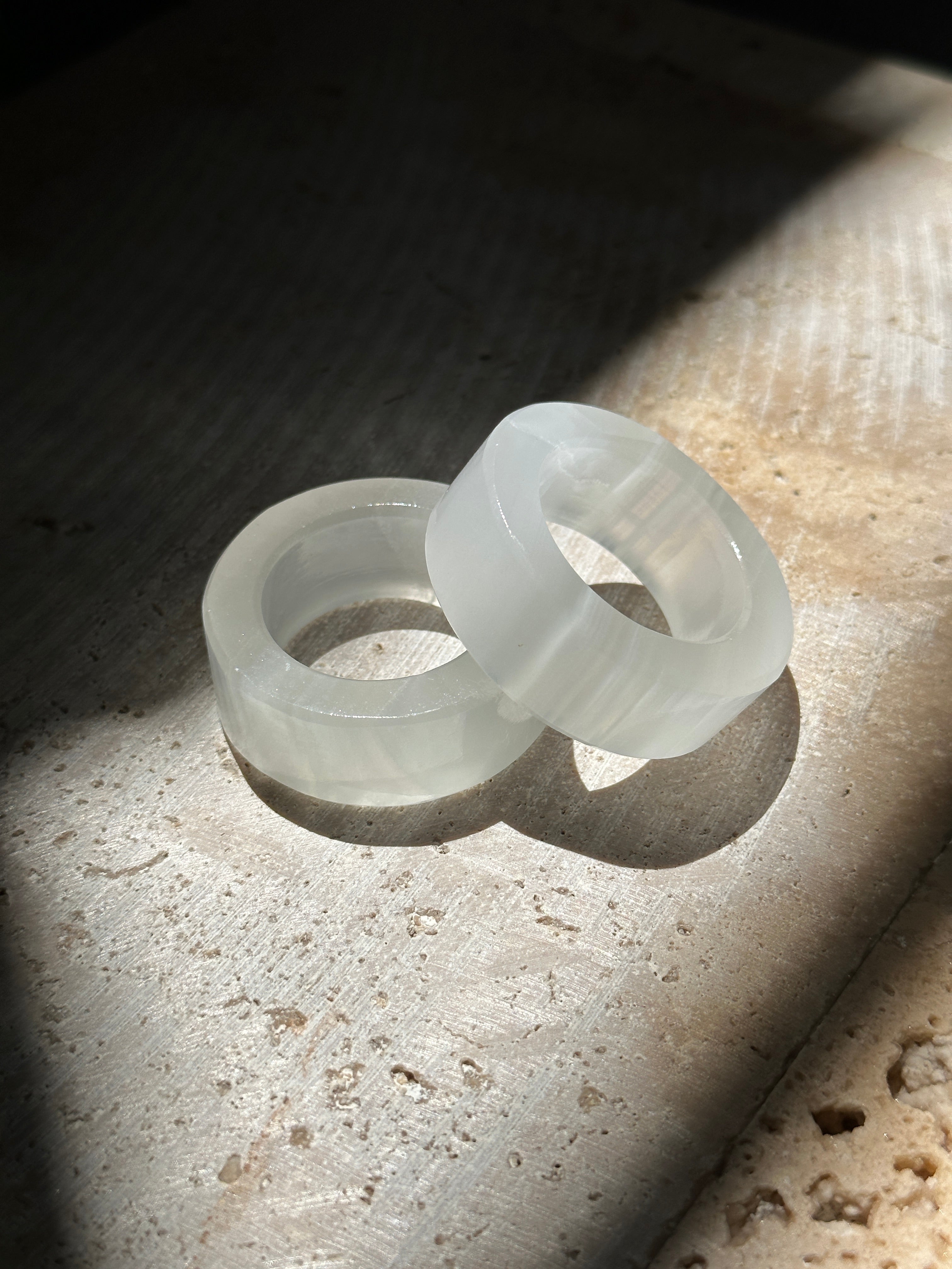 Onyx Napkin Ring - Flat