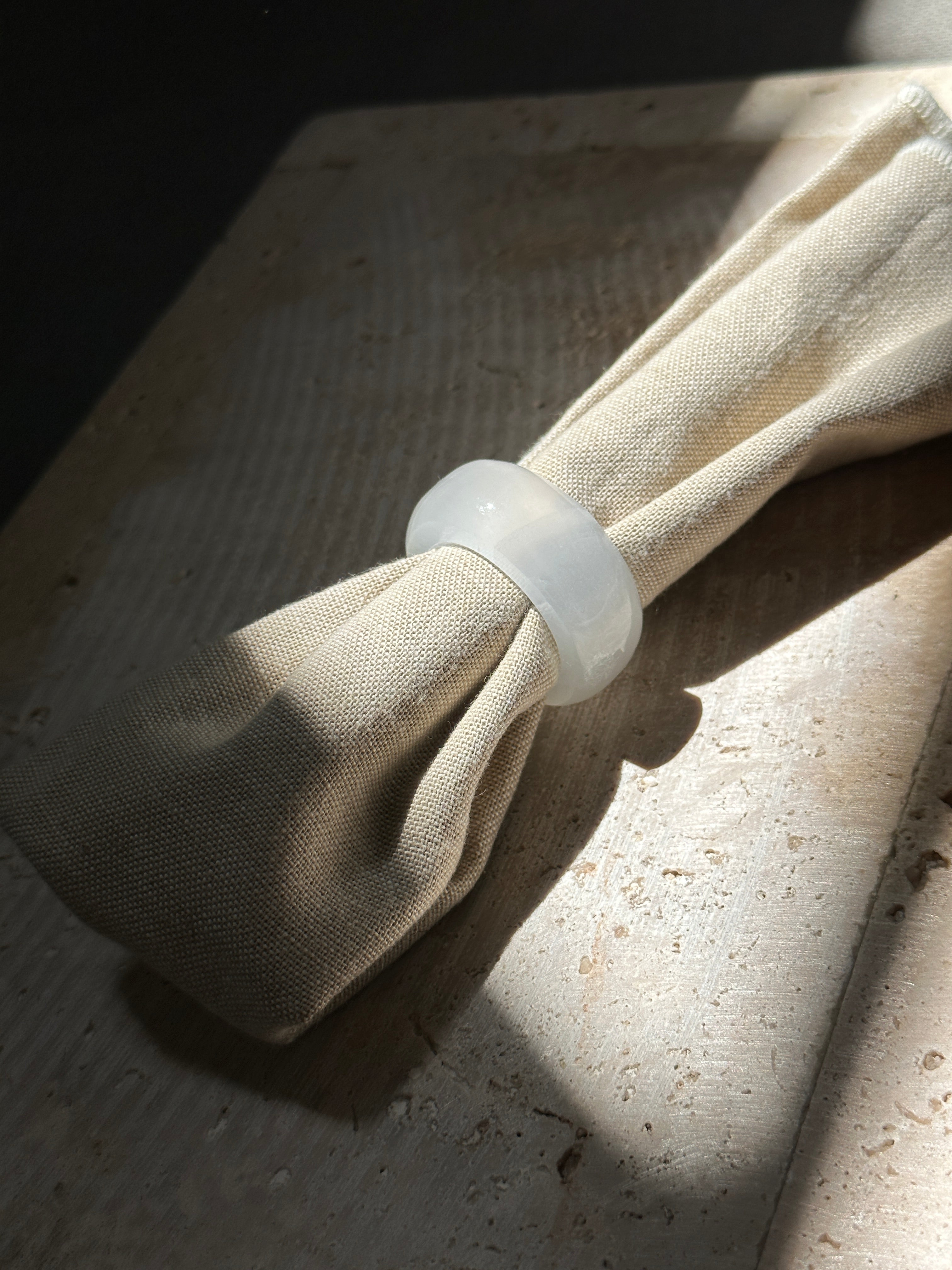 Onyx Napkin Ring - Rounded