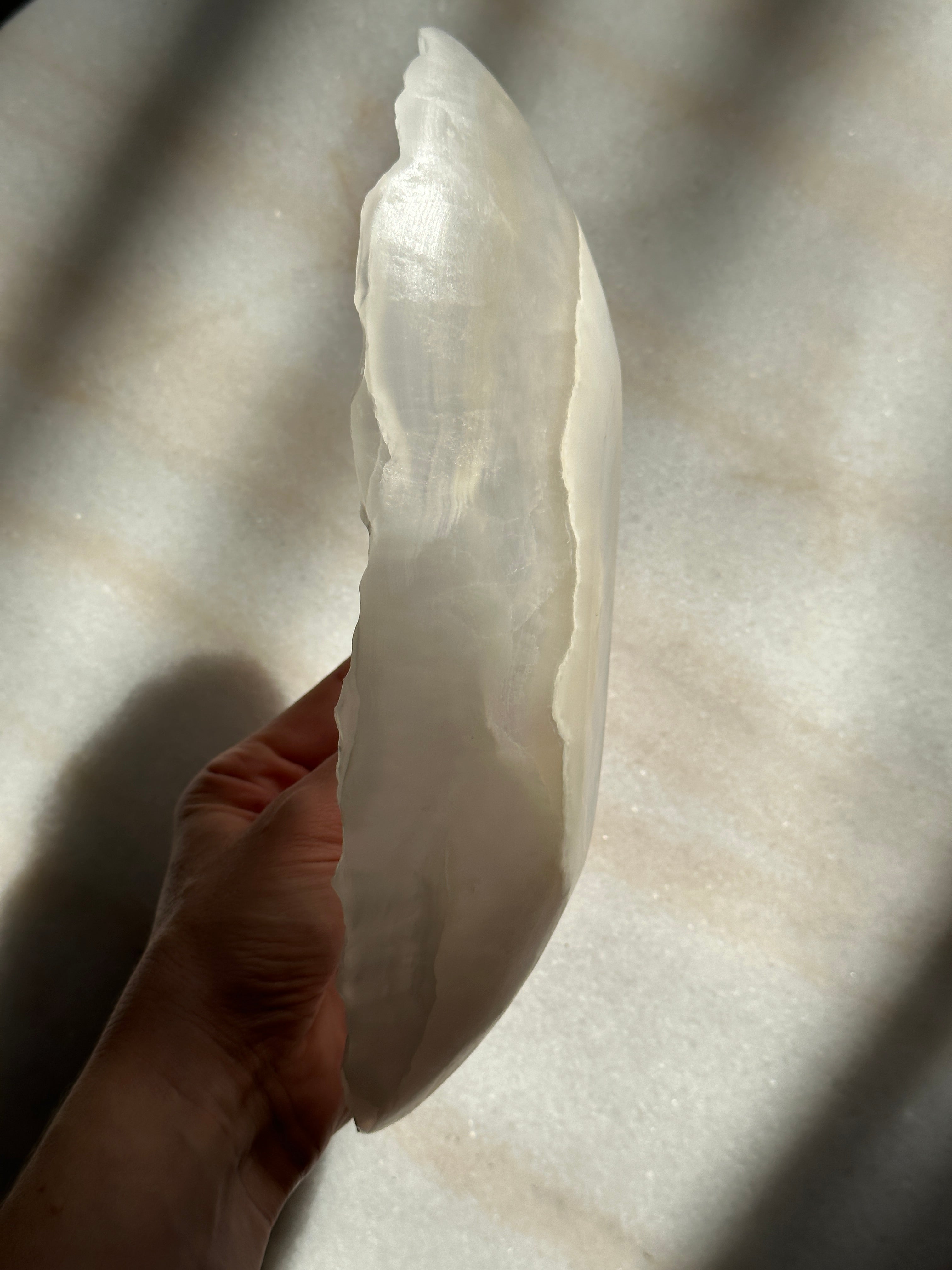 Matte Long Onyx Bowl